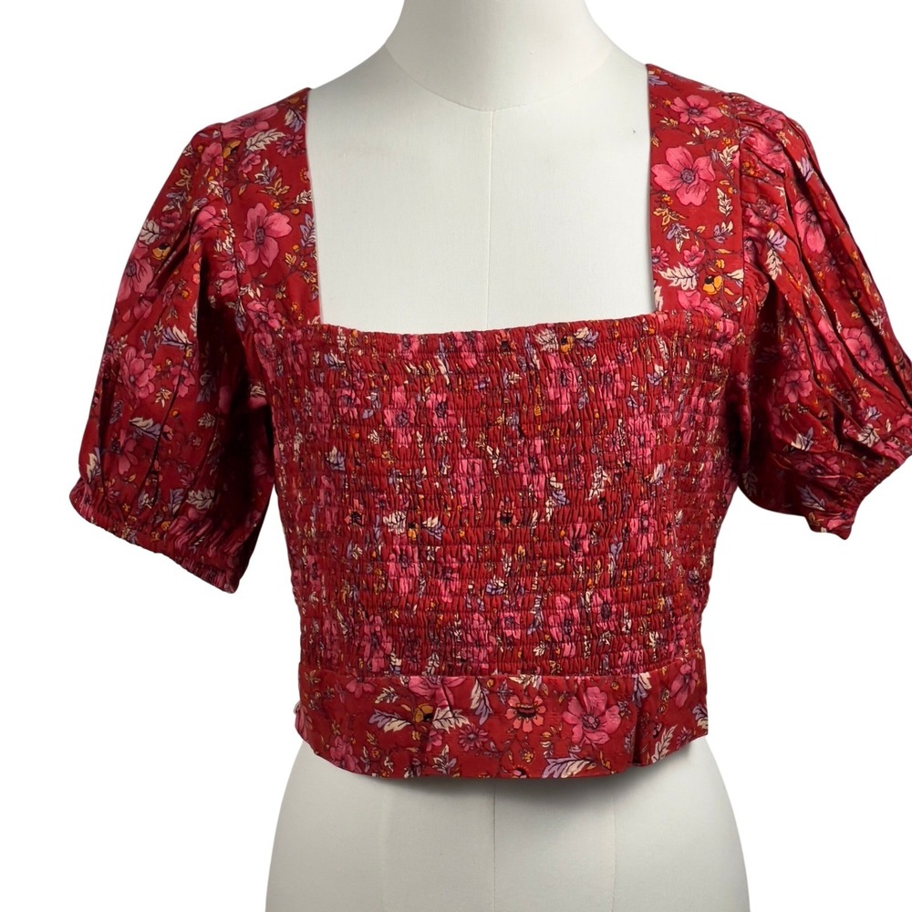 Band of the Free Joelle Crimson Pink Floral Smocked Crop Top Large Square Neck - Picture 5 of 9